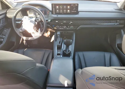 2025 Honda Accord Touring Hybrid z USA, uszkodzony, nr VIN 1HGCY2F84SA008048